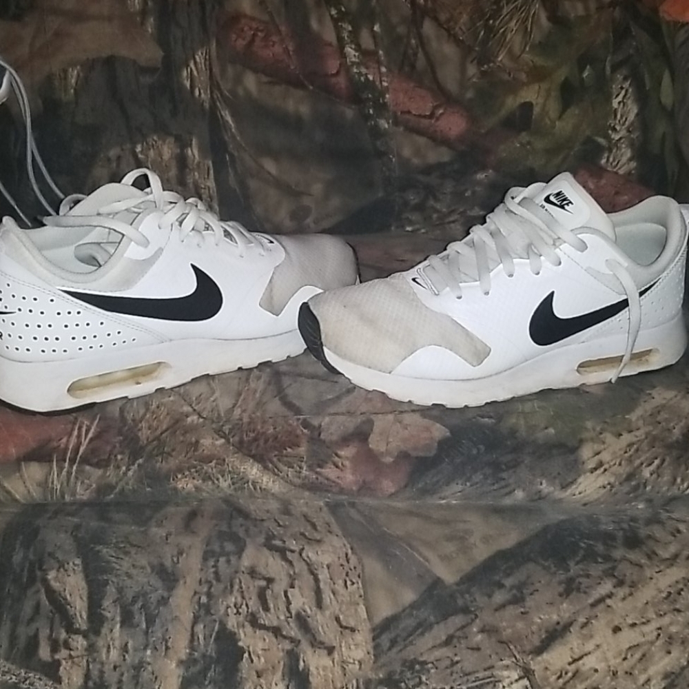 Womens Nike Air Max Tavas